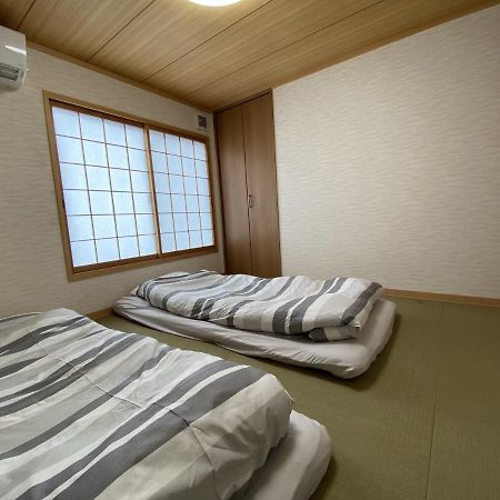 Wutong-40 Minutes Direct To Kansai Airport And 5 Minute Walk To Jr Or Subway Or Nankai Line And 1 Minute To Tsutenkaku The Landmark Of Osaka And Many Japanese Bistros Nearby 外观 照片