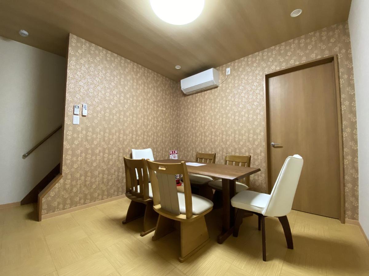 Wutong-40 Minutes Direct To Kansai Airport And 5 Minute Walk To Jr Or Subway Or Nankai Line And 1 Minute To Tsutenkaku The Landmark Of Osaka And Many Japanese Bistros Nearby 外观 照片