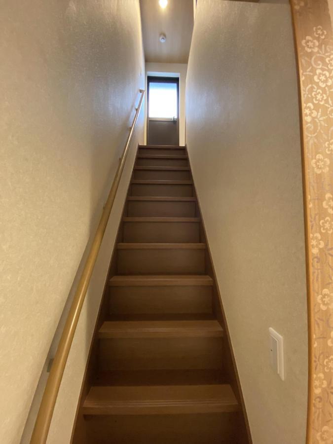 Wutong-40 Minutes Direct To Kansai Airport And 5 Minute Walk To Jr Or Subway Or Nankai Line And 1 Minute To Tsutenkaku The Landmark Of Osaka And Many Japanese Bistros Nearby 外观 照片