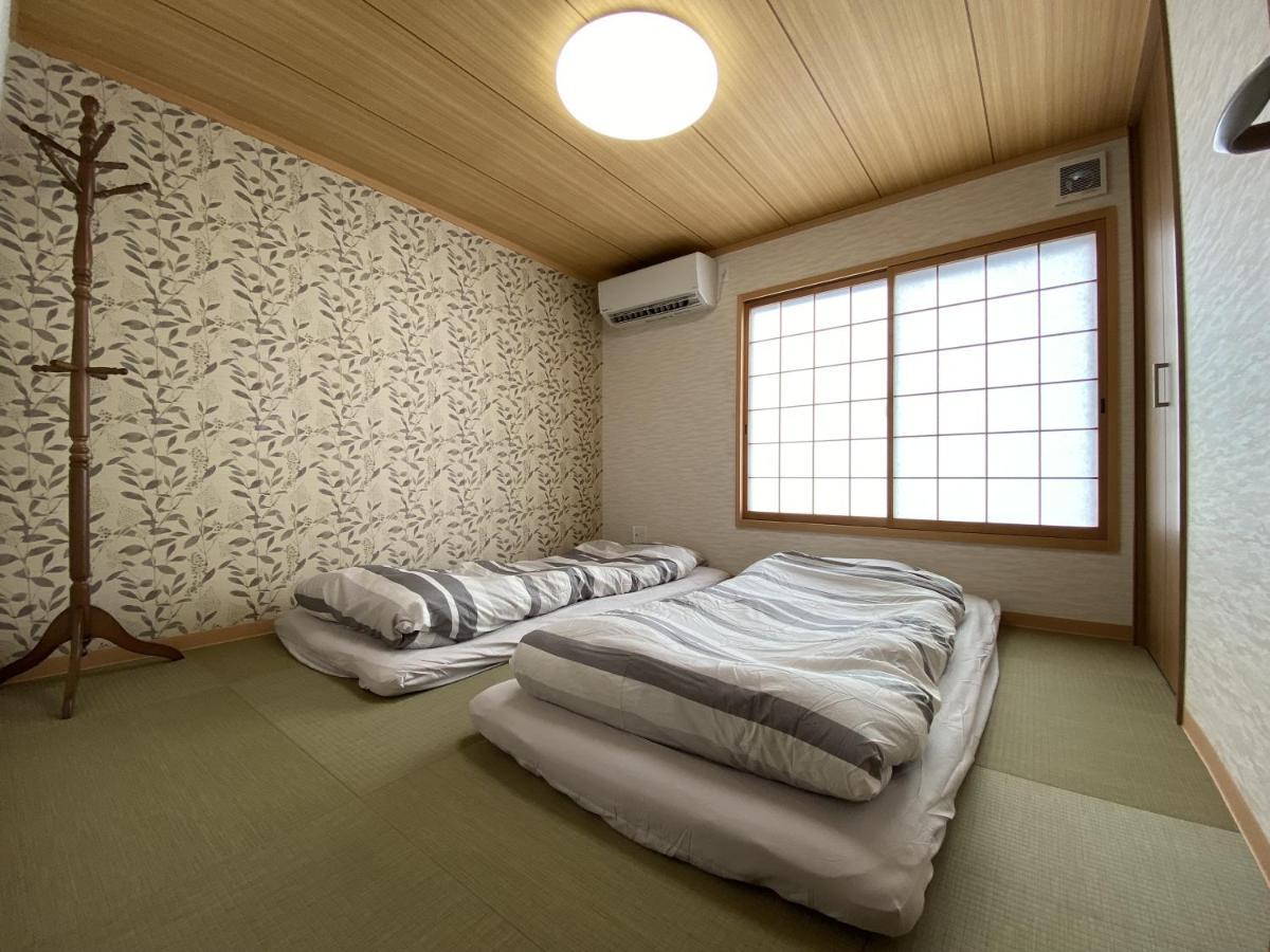 Wutong-40 Minutes Direct To Kansai Airport And 5 Minute Walk To Jr Or Subway Or Nankai Line And 1 Minute To Tsutenkaku The Landmark Of Osaka And Many Japanese Bistros Nearby 外观 照片