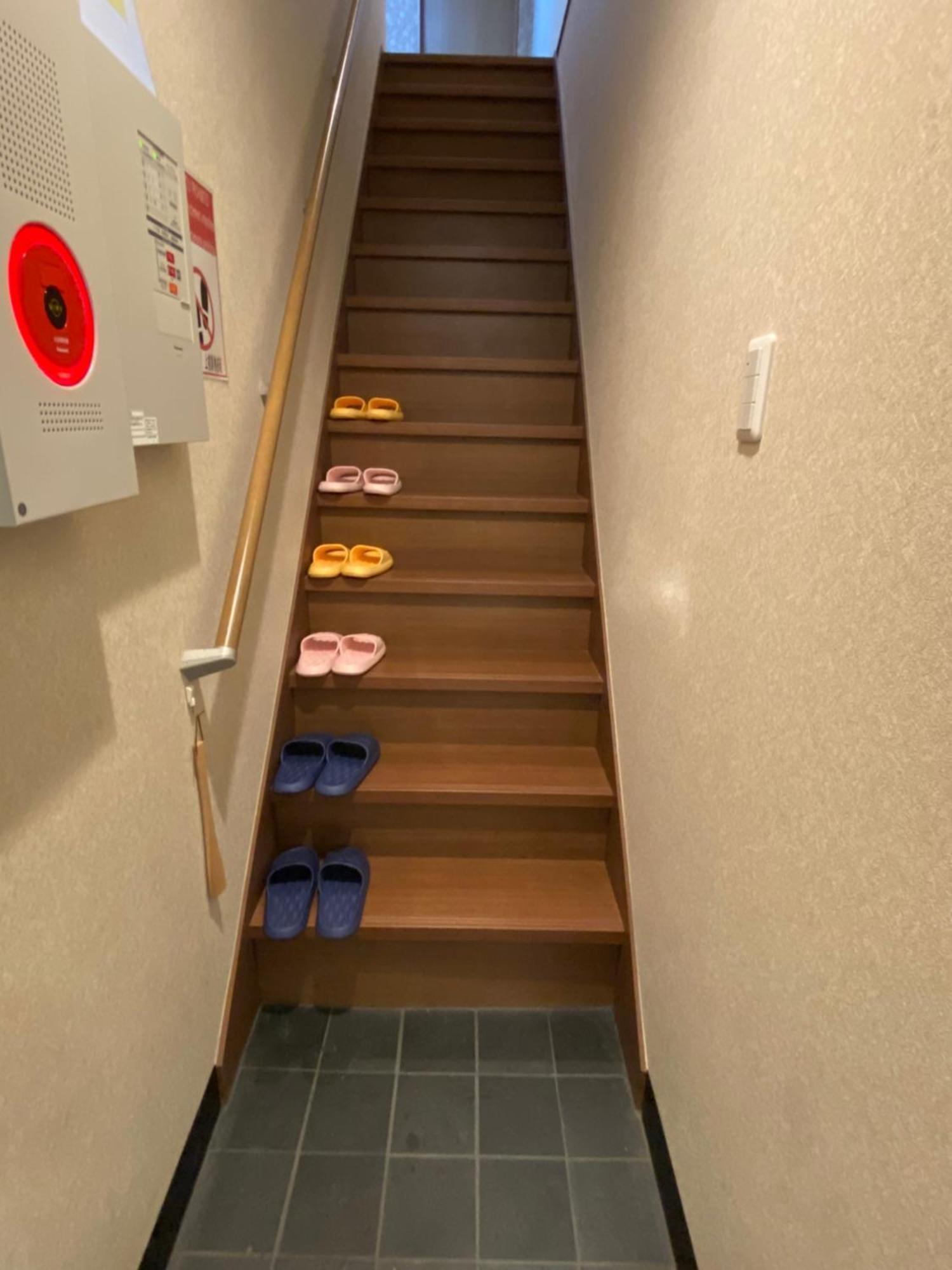 Wutong-40 Minutes Direct To Kansai Airport And 5 Minute Walk To Jr Or Subway Or Nankai Line And 1 Minute To Tsutenkaku The Landmark Of Osaka And Many Japanese Bistros Nearby 外观 照片
